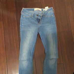 Hollister low rise blue jegging jeans